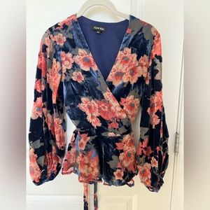Yumi Kim floral shirt size XS.